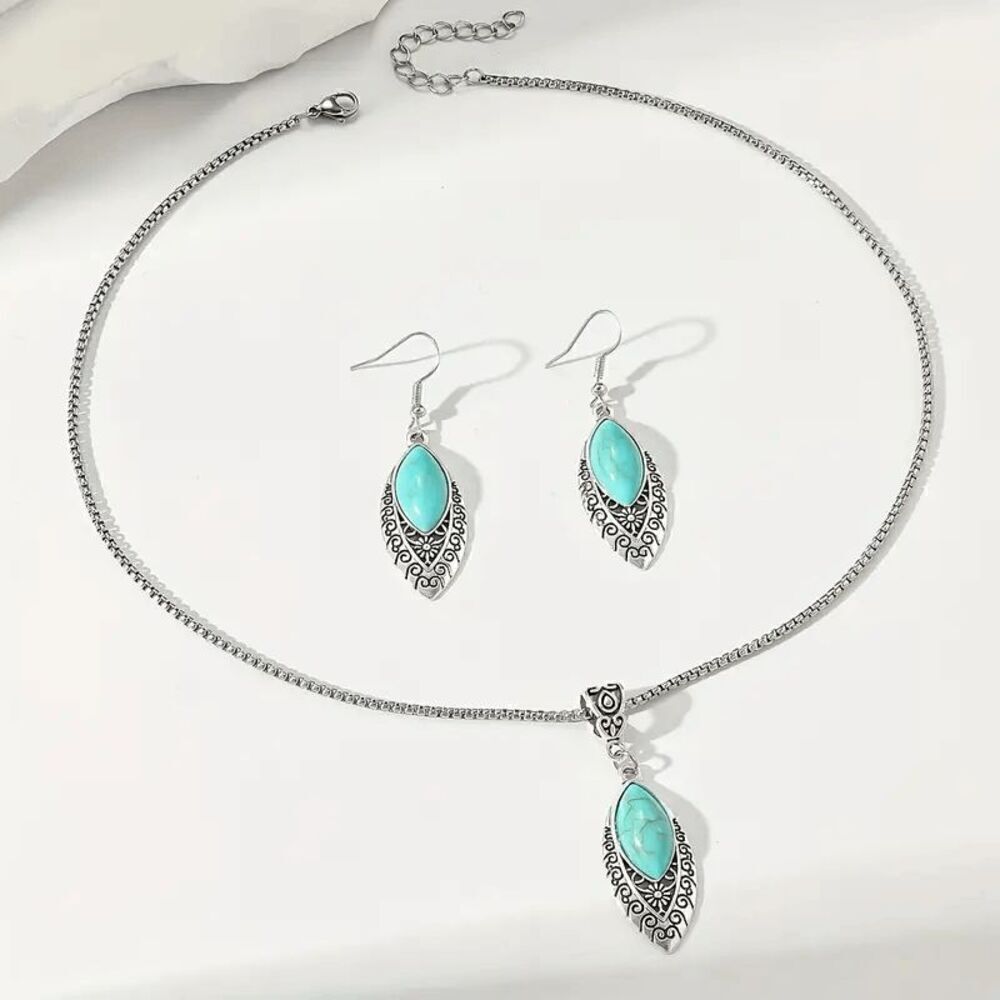 Western Boho Turquoise Pendent Necklace and Earring Set